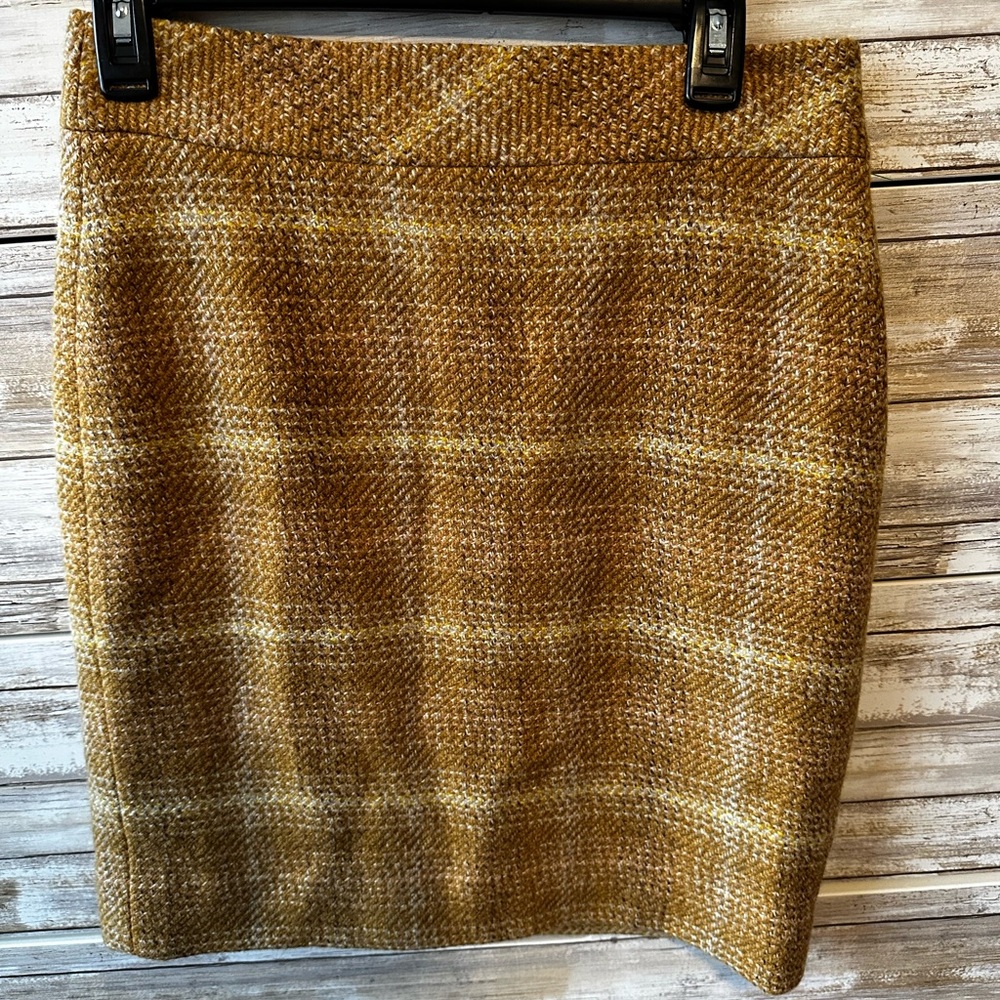 🤎 J.Crew 100% Wool Plaid Pencil Skirt Size 4 Brown Tan Fully Lined